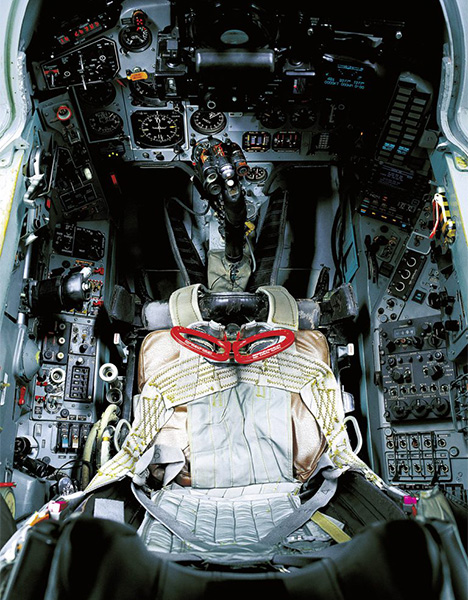 missionUV Direktdruck auf gebürstetem AluminiumFormat: 130 x 85 cm Außenmaß • 105 x 70 cm InnenmaßAuflage: 31.850 € netto